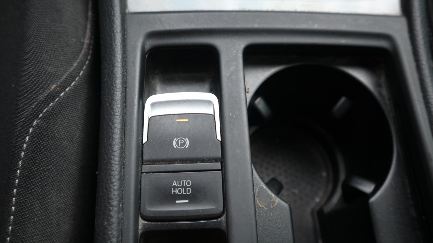 VW 福斯 / Golf / 2014年 / 2014年 VW Golf  藍色 福斯中古車 / 九肇匯元汽車 (台南) VW 福斯 / Golf / 2014年 / 2014年 VW Golf  藍色 福斯中古車 / 九肇匯元汽車 (台南)