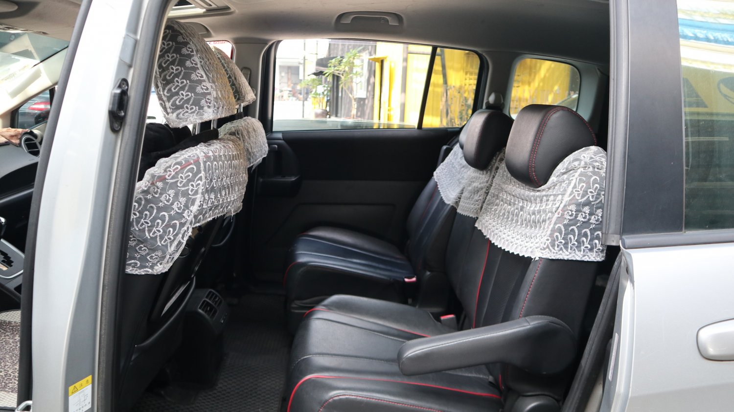 Mazda 馬自達 / Mazda 5 / 2013年 / 2013年 Mazda 5 銀色 馬自達中古休旅車 / 九肇匯元汽車 (台南) Mazda 馬自達 / Mazda 5 / 2013年 / 2013年 Mazda 5 銀色 馬自達中古休旅車 / 九肇匯元汽車 (台南)