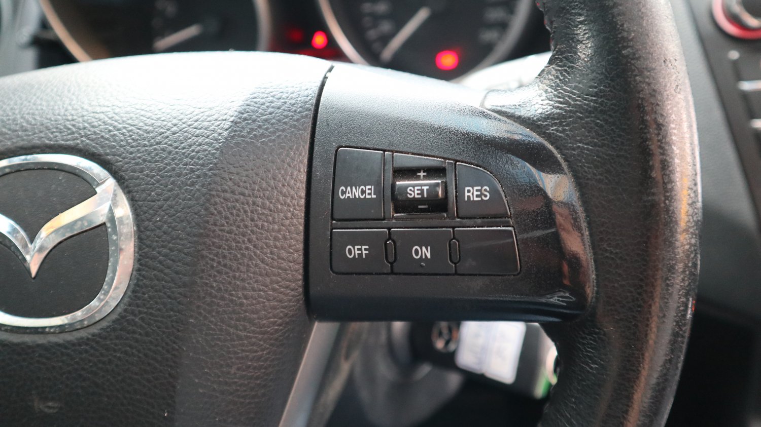 Mazda 馬自達 / Mazda 5 / 2013年 / 2013年 Mazda 5 銀色 馬自達中古休旅車 / 九肇匯元汽車 (台南) Mazda 馬自達 / Mazda 5 / 2013年 / 2013年 Mazda 5 銀色 馬自達中古休旅車 / 九肇匯元汽車 (台南)