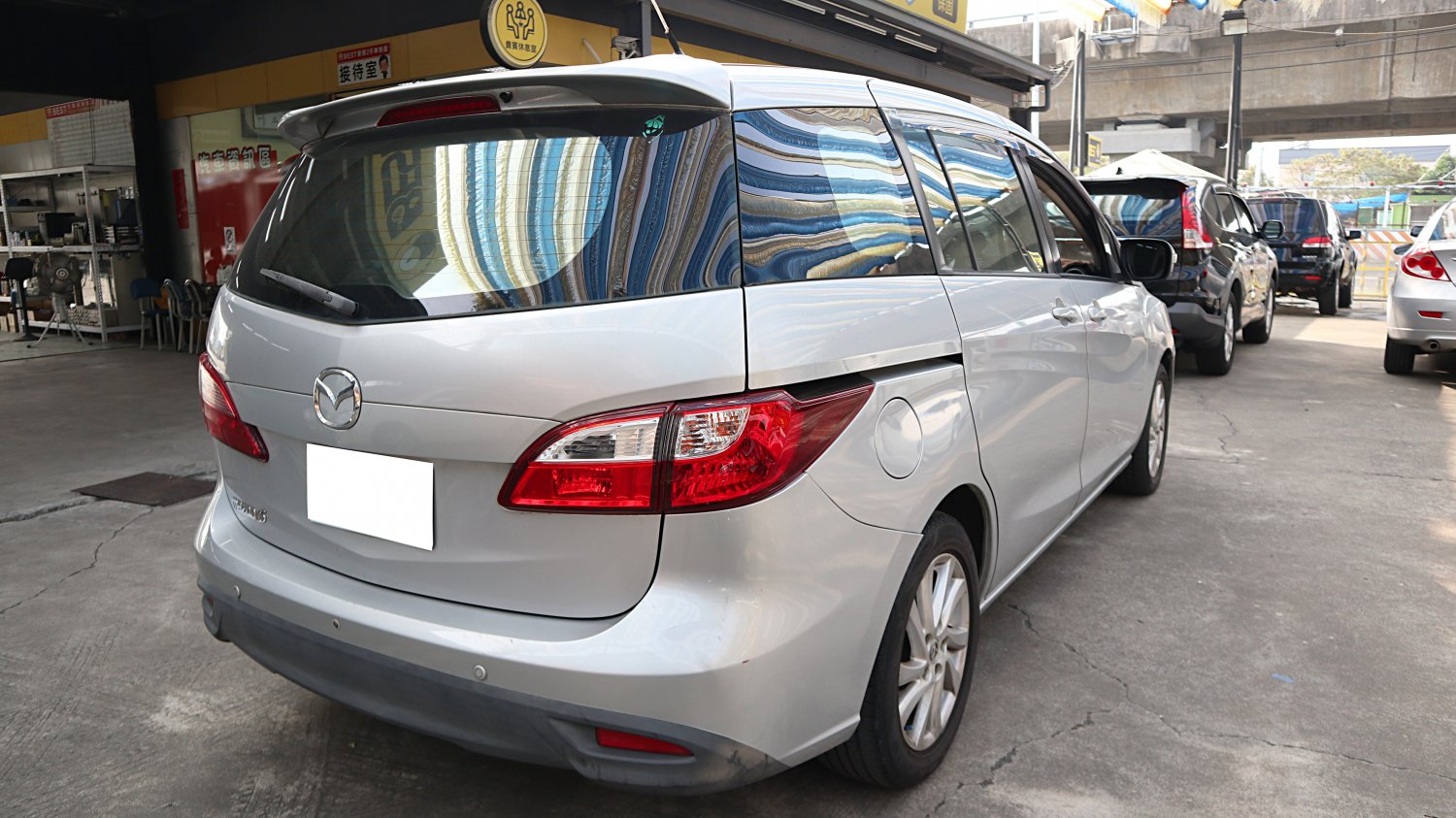 Mazda 馬自達 / Mazda 5 / 2013年 / 2013年 Mazda 5 銀色 馬自達中古休旅車 / 九肇匯元汽車 (台南) Mazda 馬自達 / Mazda 5 / 2013年 / 2013年 Mazda 5 銀色 馬自達中古休旅車 / 九肇匯元汽車 (台南)
