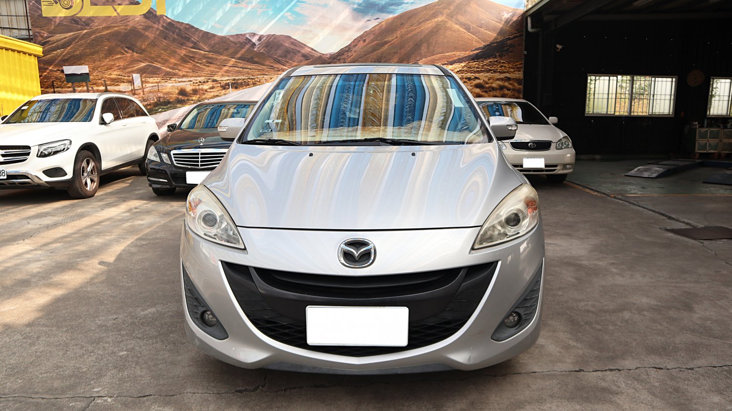Mazda 馬自達 / Mazda 5 / 2013年 / 2013年 Mazda 5 銀色 馬自達中古休旅車 / 九肇匯元汽車 (台南) Mazda 馬自達 / Mazda 5 / 2013年 / 2013年 Mazda 5 銀色 馬自達中古休旅車 / 九肇匯元汽車 (台南)