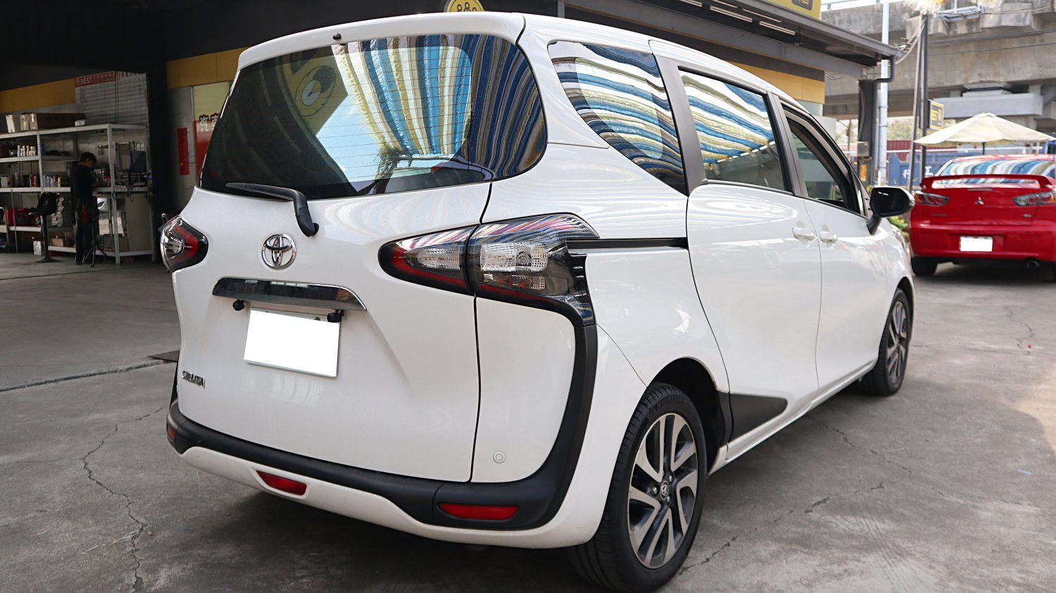 Toyota 豐田 / Sienta / 2016年 / 2016年Toyota Sienta 白色 豐田中古車 / 佳里興店(台南) Toyota 豐田 / Sienta / 2016年 / 2016年Toyota Sienta 白色 豐田中古車 / 佳里興店(台南)