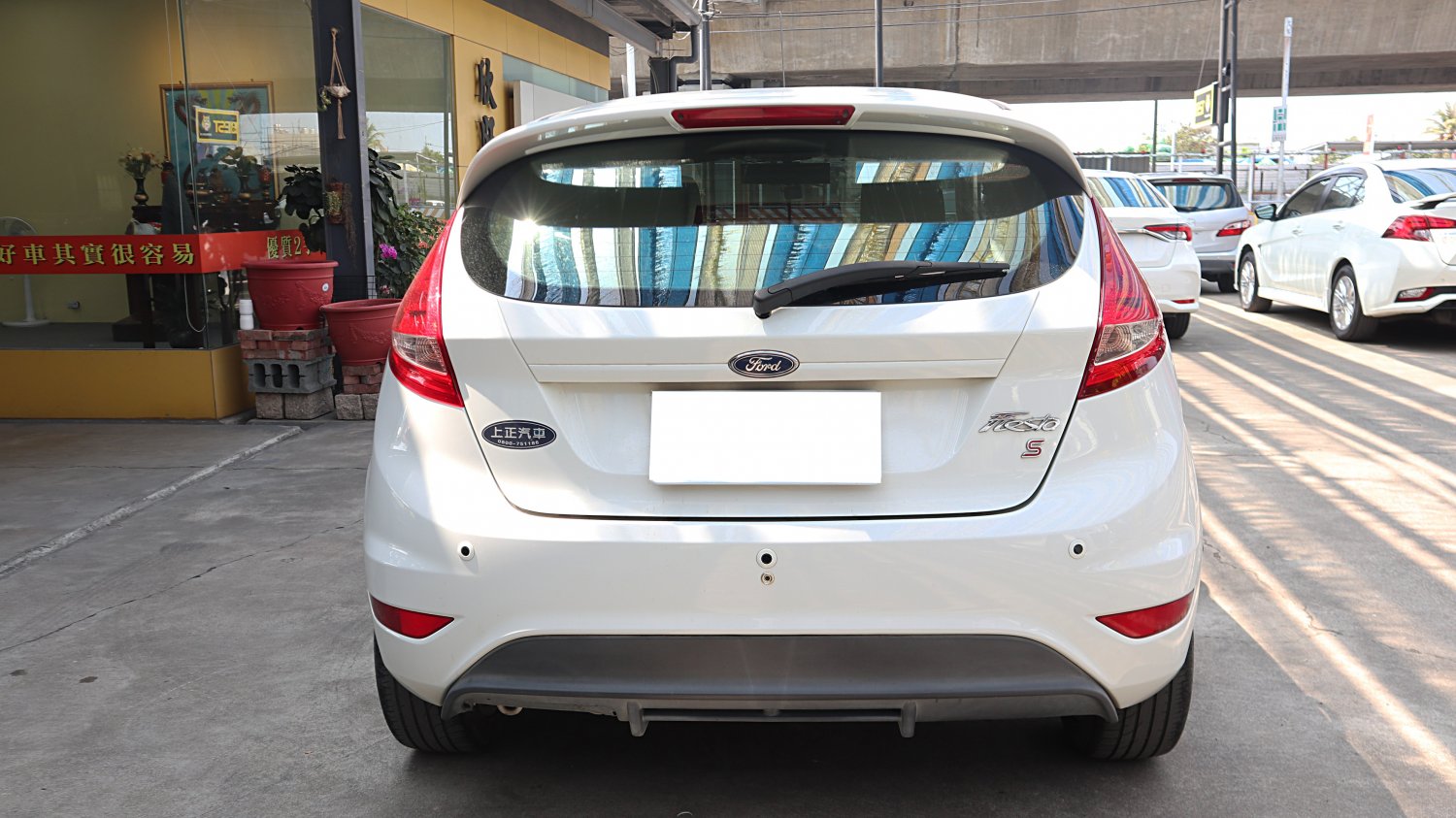 Ford 福特 / Fiesta / 2012年 / 2012年Ford Fiesta 白色 福特中古車 / 九肇匯元汽車 (台南) Ford 福特 / Fiesta / 2012年 / 2012年Ford Fiesta 白色 福特中古車 / 九肇匯元汽車 (台南)