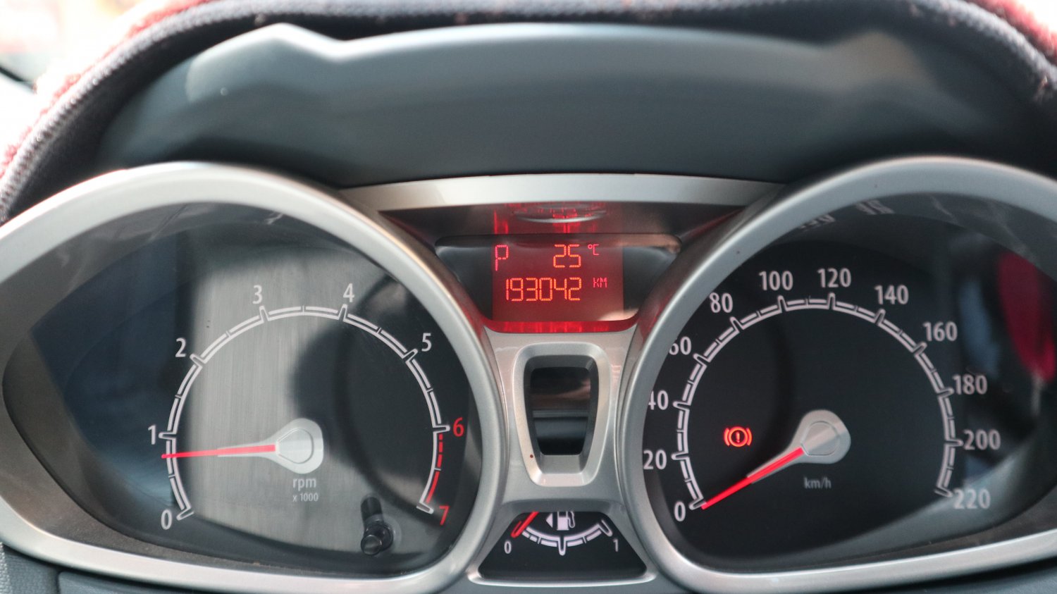 Ford 福特 / Fiesta / 2012年 / 2012年Ford Fiesta 白色 福特中古車 / 九肇匯元汽車 (台南) Ford 福特 / Fiesta / 2012年 / 2012年Ford Fiesta 白色 福特中古車 / 九肇匯元汽車 (台南)
