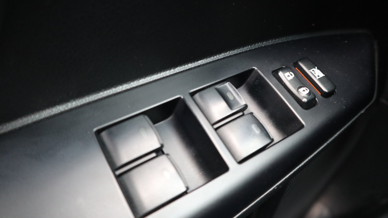Lexus 凌志 / CT 系列 / 2014年 / 2014年 Lexus CT200h 白色 油電混合 凌志中古車 / 九肇匯元汽車 (台南) Lexus 凌志 / CT 系列 / 2014年 / 2014年 Lexus CT200h 白色 油電混合 凌志中古車 / 九肇匯元汽車 (台南)