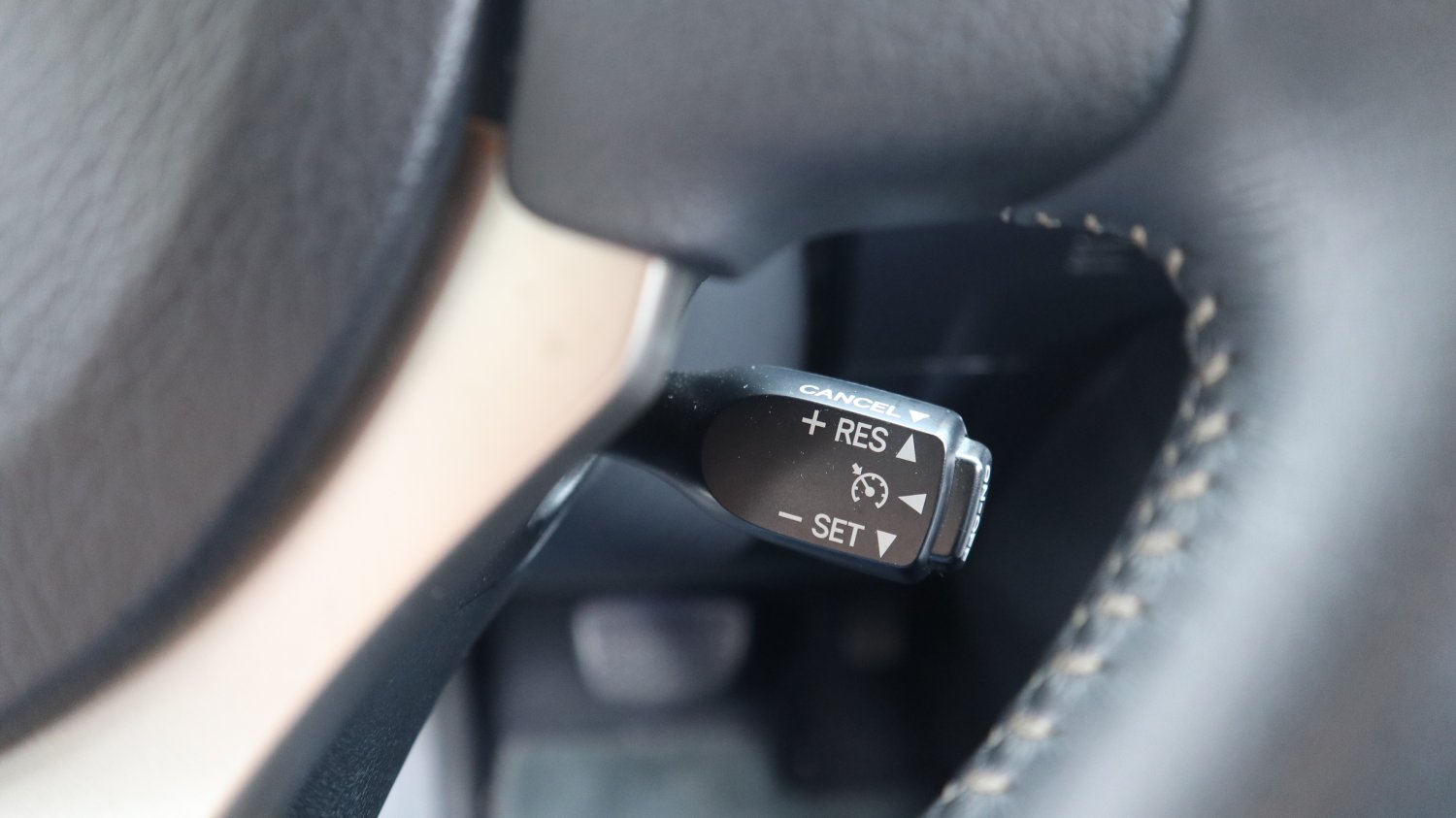 Lexus 凌志 / CT 系列 / 2014年 / 2014年 Lexus CT200h 白色 油電混合 凌志中古車 / 九肇匯元汽車 (台南) Lexus 凌志 / CT 系列 / 2014年 / 2014年 Lexus CT200h 白色 油電混合 凌志中古車 / 九肇匯元汽車 (台南)