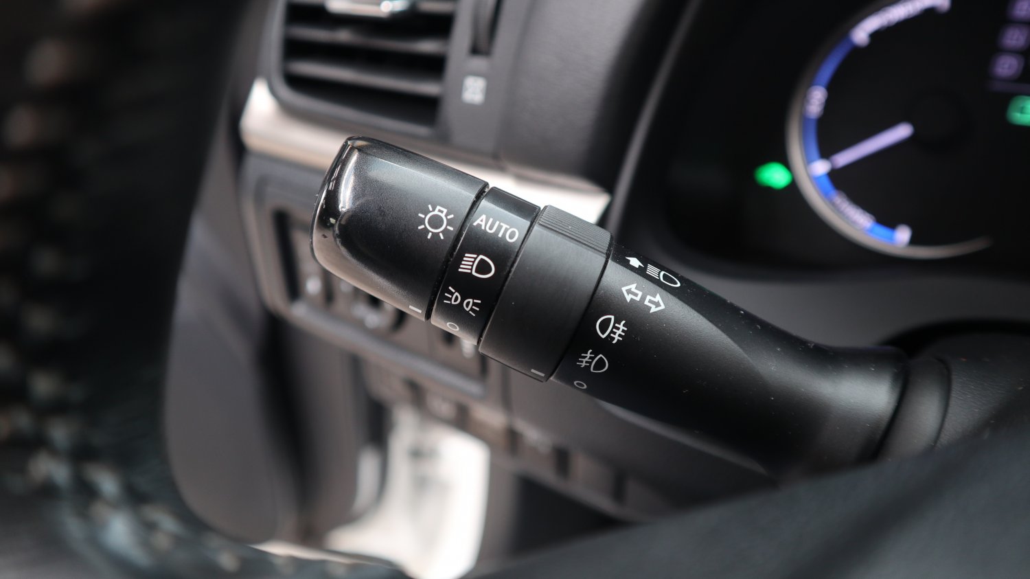 Lexus 凌志 / CT 系列 / 2014年 / 2014年 Lexus CT200h 白色 油電混合 凌志中古車 / 九肇匯元汽車 (台南) Lexus 凌志 / CT 系列 / 2014年 / 2014年 Lexus CT200h 白色 油電混合 凌志中古車 / 九肇匯元汽車 (台南)