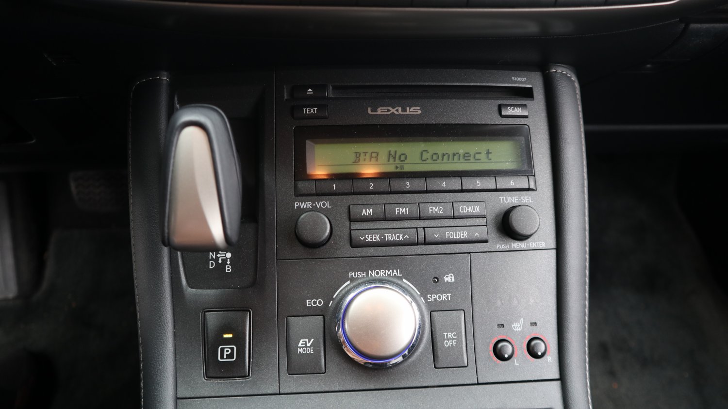 Lexus 凌志 / CT 系列 / 2014年 / 2014年 Lexus CT200h 白色 油電混合 凌志中古車 / 九肇匯元汽車 (台南) Lexus 凌志 / CT 系列 / 2014年 / 2014年 Lexus CT200h 白色 油電混合 凌志中古車 / 九肇匯元汽車 (台南)