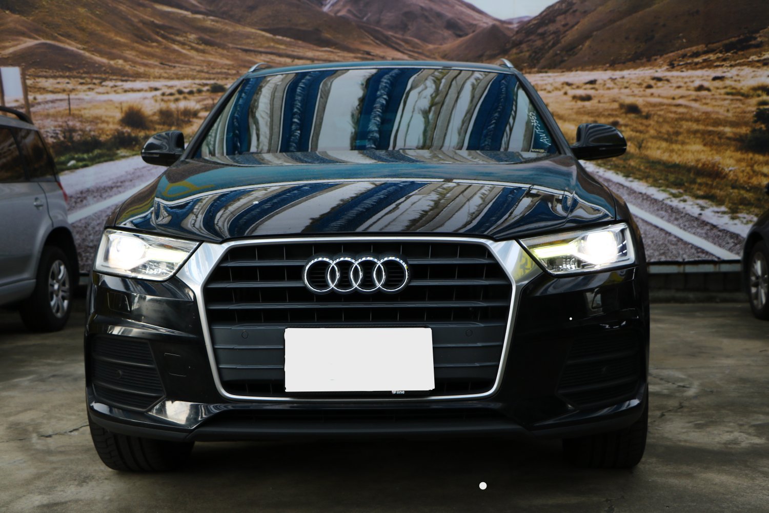Audi 奧迪 ／ Q3 ／ 2016年 ／ 2016 年 Audi Q3 黑色 奧迪中古車 ／ 九肇匯元汽車 (台南)