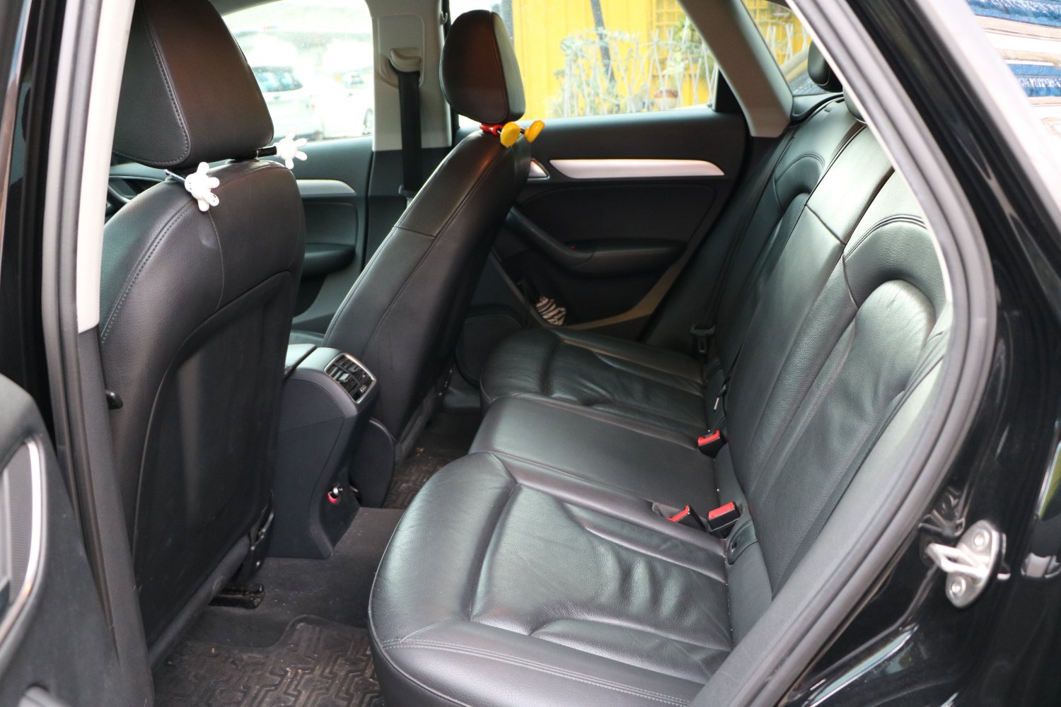 Audi 奧迪 ／ Q3 ／ 2016年 ／ 2016 年 Audi Q3 黑色 奧迪中古車 ／ 九肇匯元汽車 (台南)