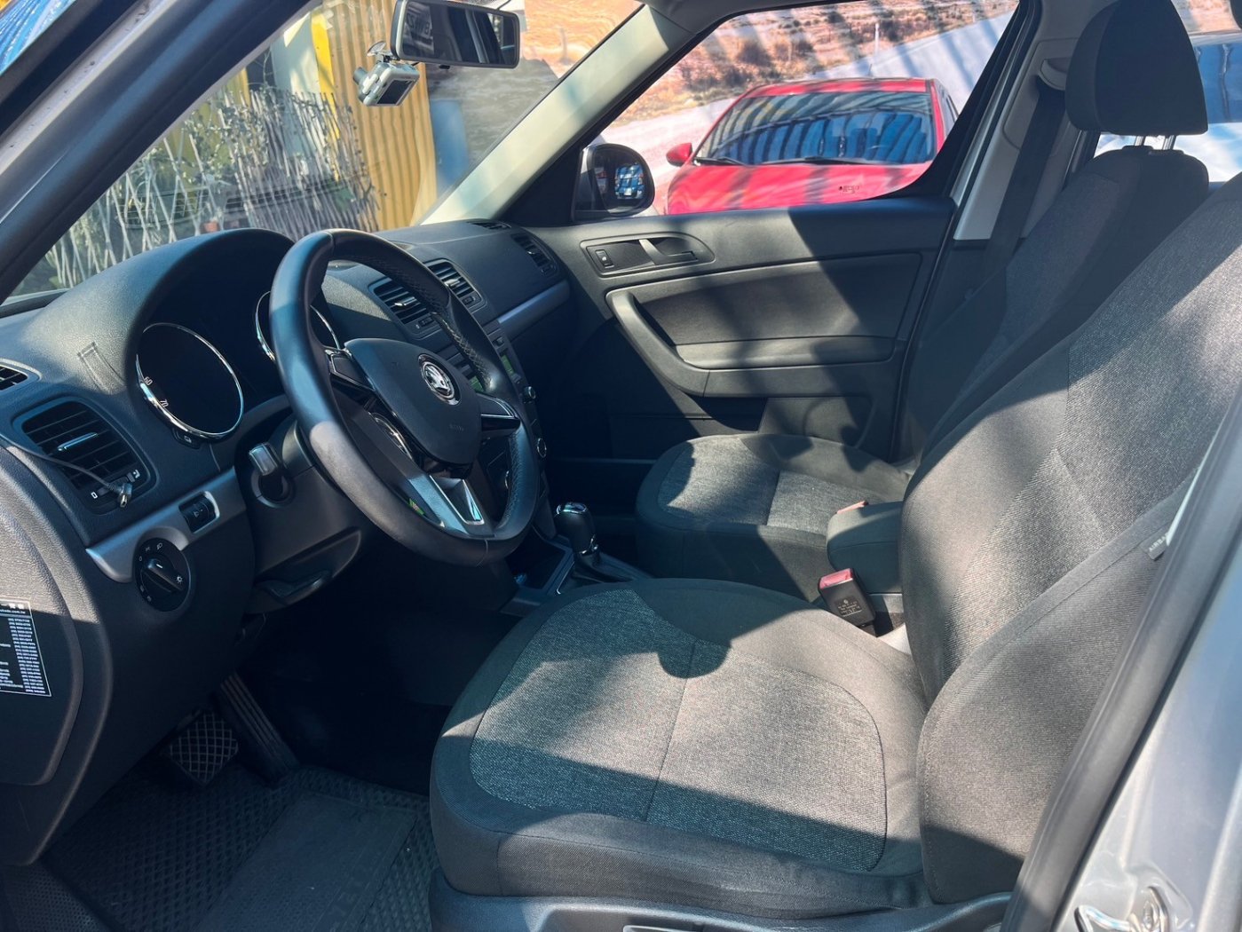 Skoda 司可達 ／ Yeti ／ 2014年 ／ 2014年Skoda Yeti 銀色 司可達中古車 ／ 佳里興店(台南)