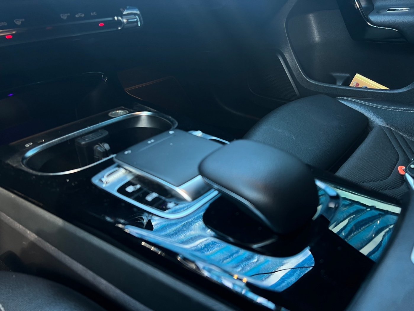 Benz 賓士 / A-Class / 2019年 / 2019年 Benz A180 白色 賓士中古車 / 佳里興店(台南) Benz 賓士 / A-Class / 2019年 / 2019年 Benz A180 白色 賓士中古車 / 佳里興店(台南)