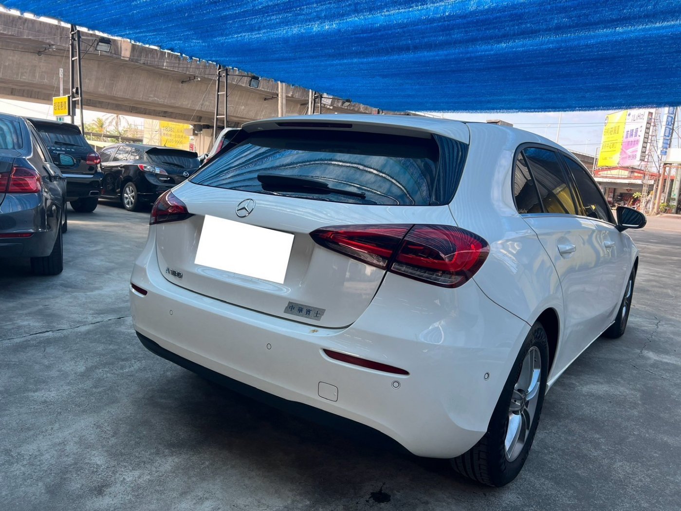 Benz 賓士 / A-Class / 2019年 / 2019年 Benz A180 白色 賓士中古車 / 佳里興店(台南) Benz 賓士 / A-Class / 2019年 / 2019年 Benz A180 白色 賓士中古車 / 佳里興店(台南)