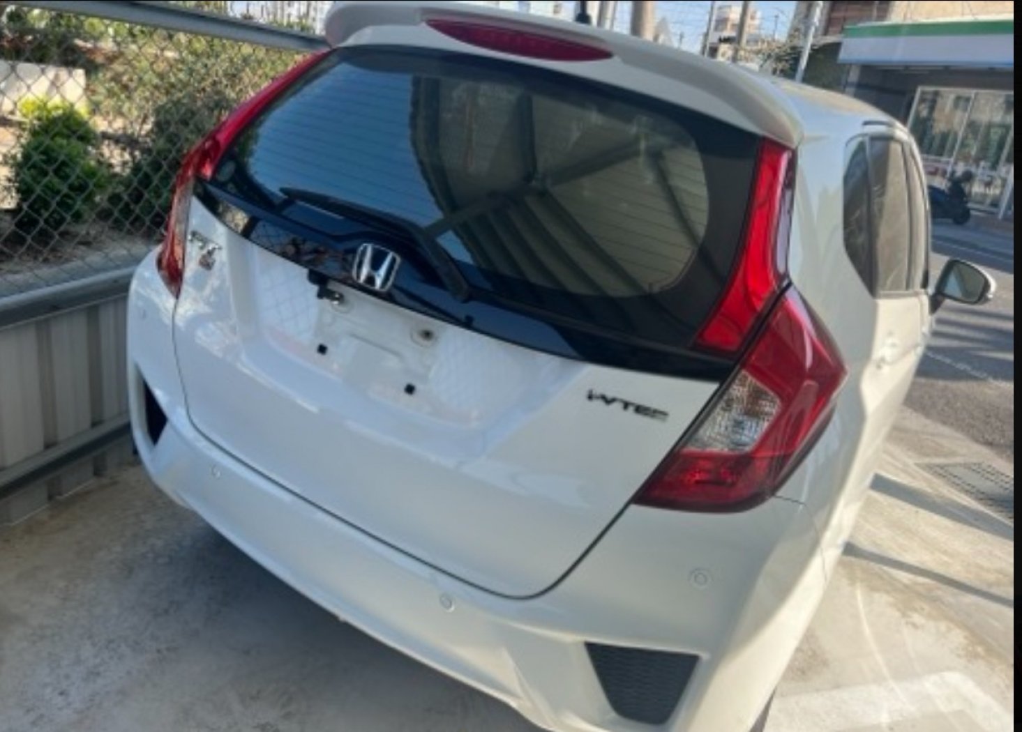 Honda 本田 ／ FIT ／ 2016年 ／ 2016年Honda  FIT  白色 本田中古車 ／ MG車庫(台南)