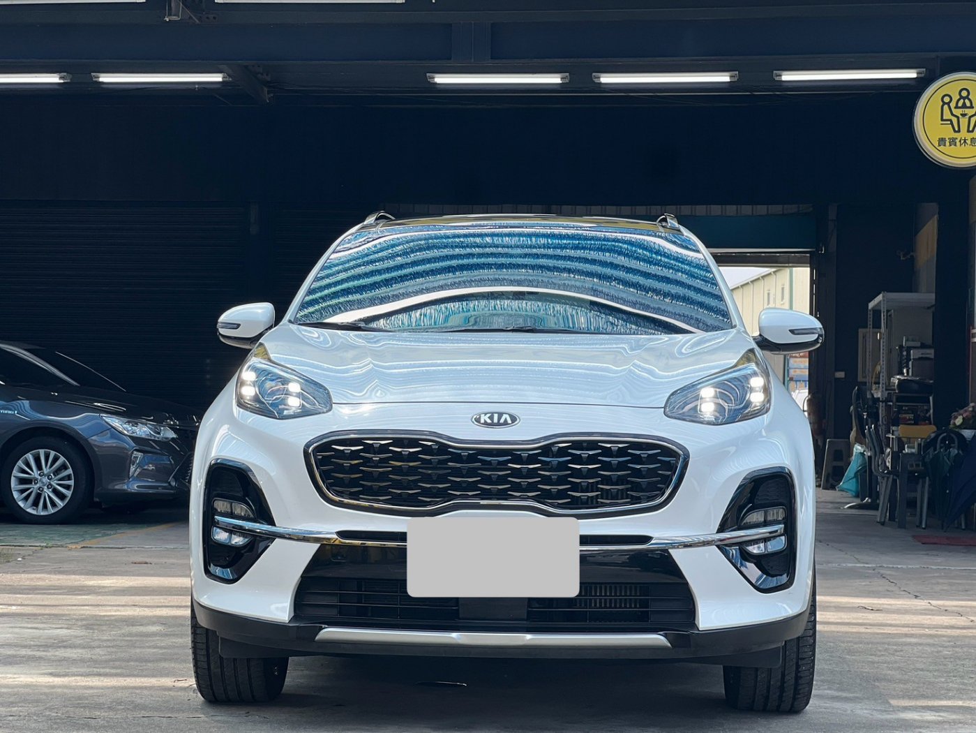 Kia 起亞 ／ Sportage ／ 2020年 ／ 2020年 kia Sportage 白色 起亞中古車 ／ MG車庫(台南)