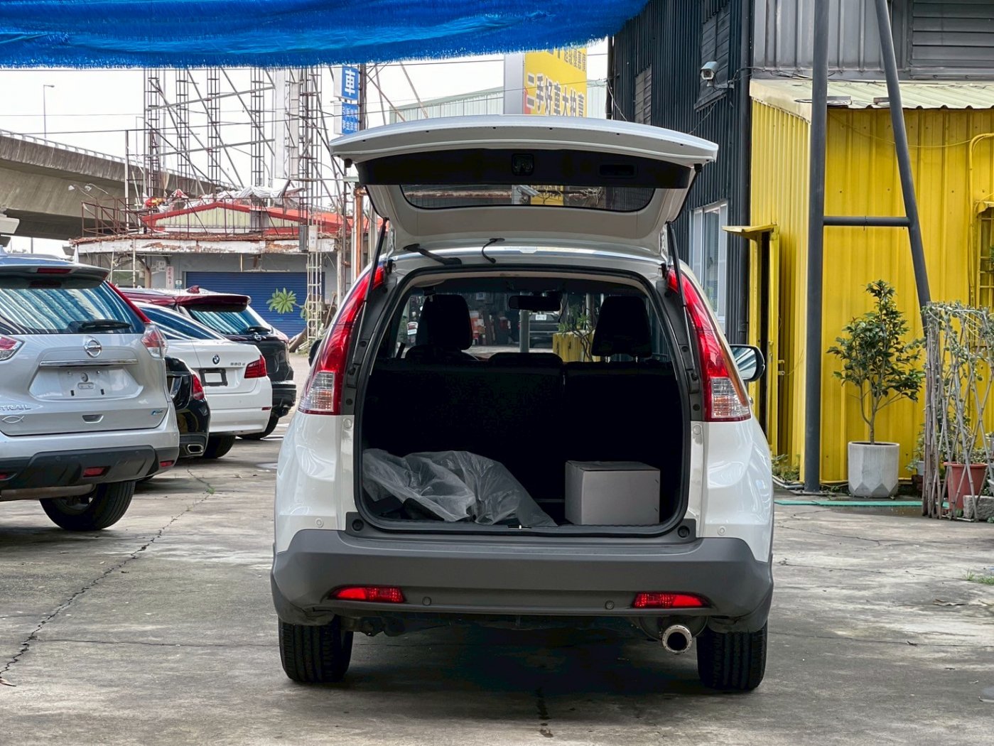 Honda 本田 ／ CR-V ／ 2014年 ／ 2014年Honda CRV 白色 本田中古車 ／ MG車庫(台南)