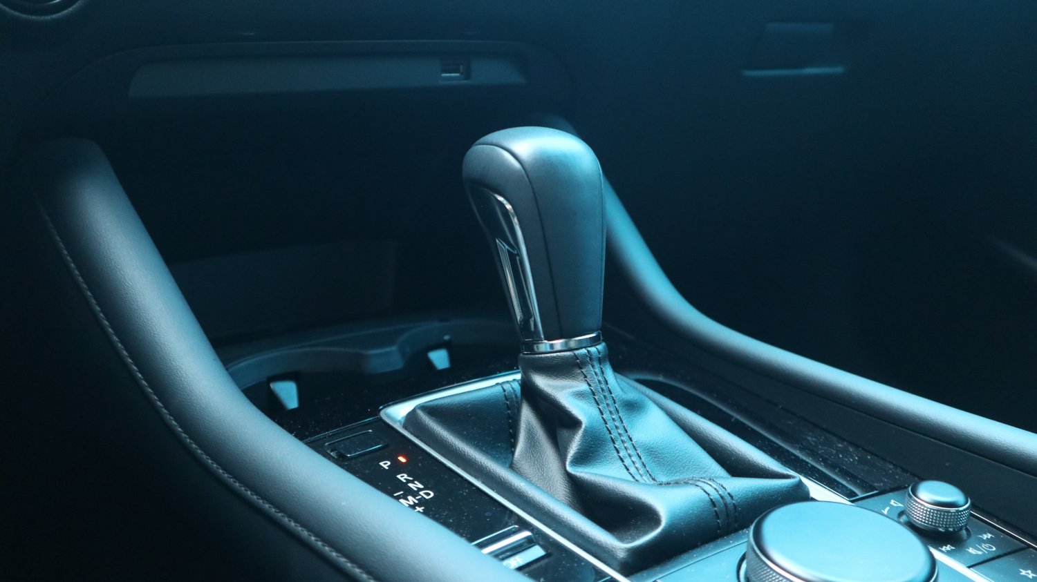 Mazda 馬自達 ／ Mazda 3 ／ 2021年 ／ 2021年Mazda 3 黑色 馬自達中古車 ／ MG車庫(台南)