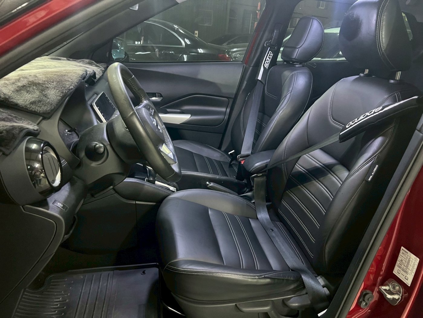 Nissan 日產 ／ Kicks ／ 2021年 ／ 2021年Nissan Kicks 深紅色 日產中古車 ／ MG車庫(台南)