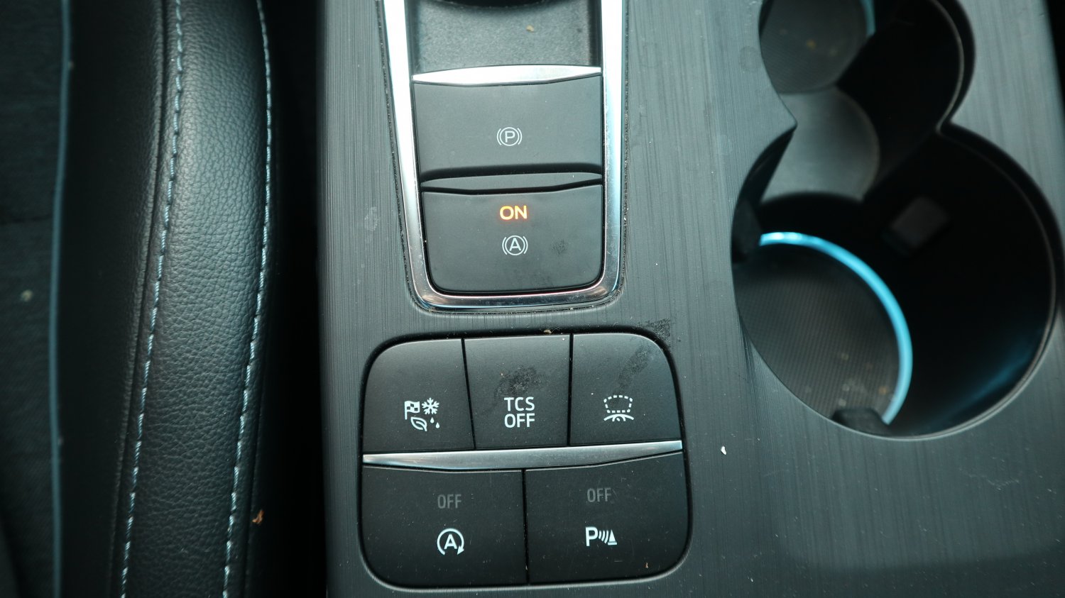 Ford 福特 ／ Focus ／ 2021年 ／ 2021年 Ford Focus 藍色 福特中古車 ／ 九肇匯元汽車 (台南)