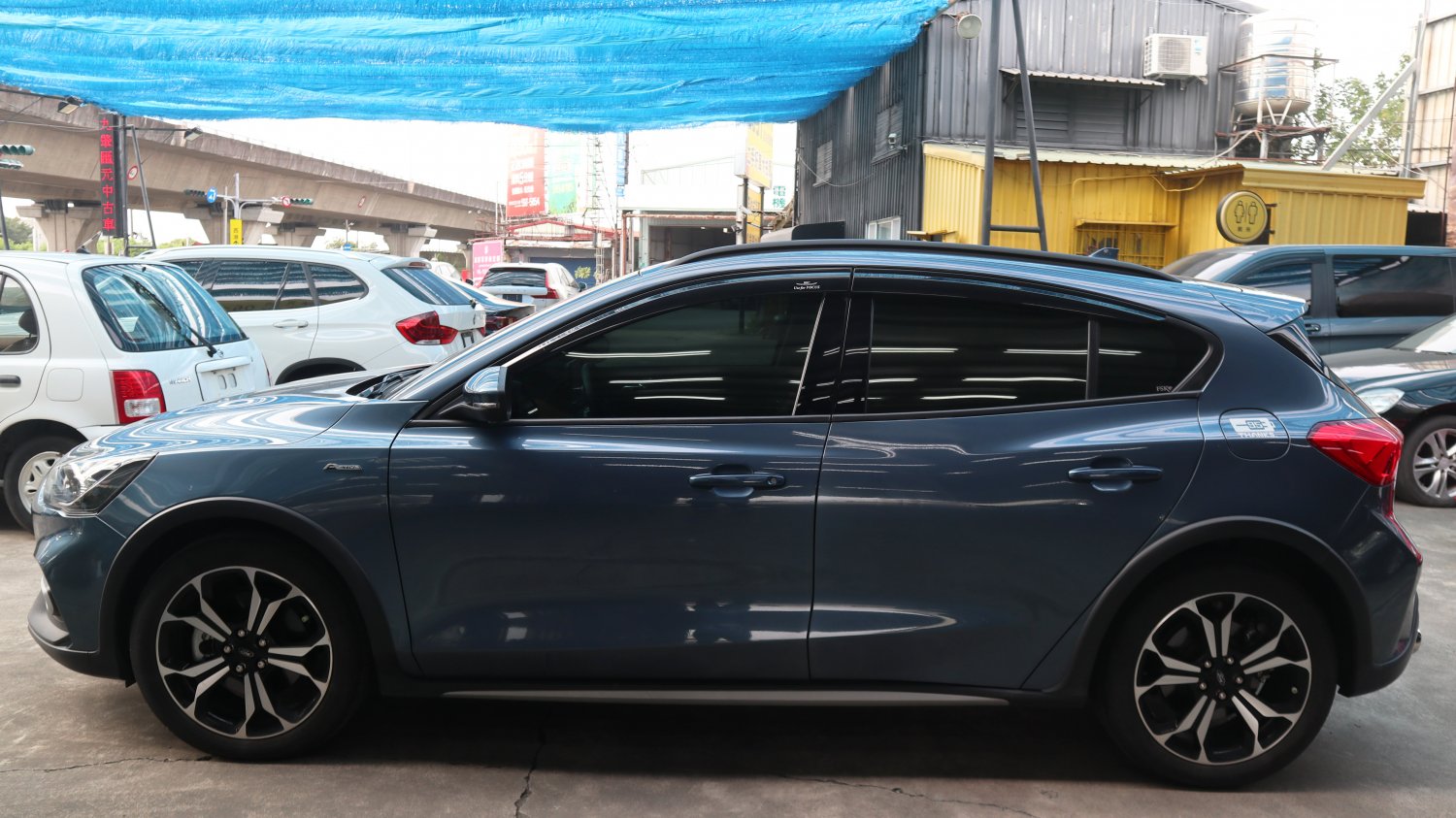 Ford 福特 ／ Focus ／ 2021年 ／ 2021年 Ford Focus 藍色 福特中古車 ／ 九肇匯元汽車 (台南)