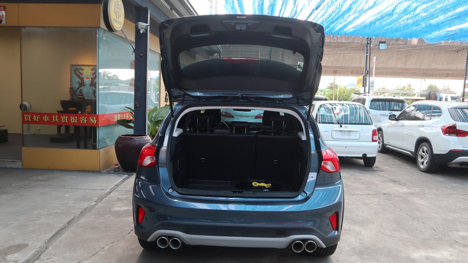 Ford 福特 ／ Focus ／ 2021年 ／ 2021年 Ford Focus 藍色 福特中古車 ／ 九肇匯元汽車 (台南)