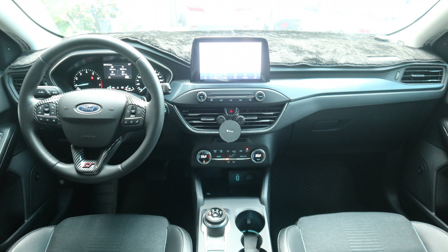 Ford 福特 ／ Focus ／ 2021年 ／ 2021年 Ford Focus 藍色 福特中古車 ／ 九肇匯元汽車 (台南)