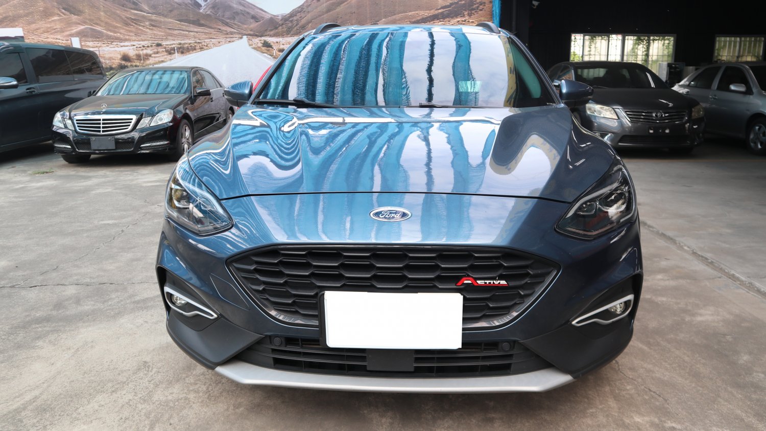 Ford 福特 ／ Focus ／ 2021年 ／ 2021年 Ford Focus 藍色 福特中古車 ／ 九肇匯元汽車 (台南)