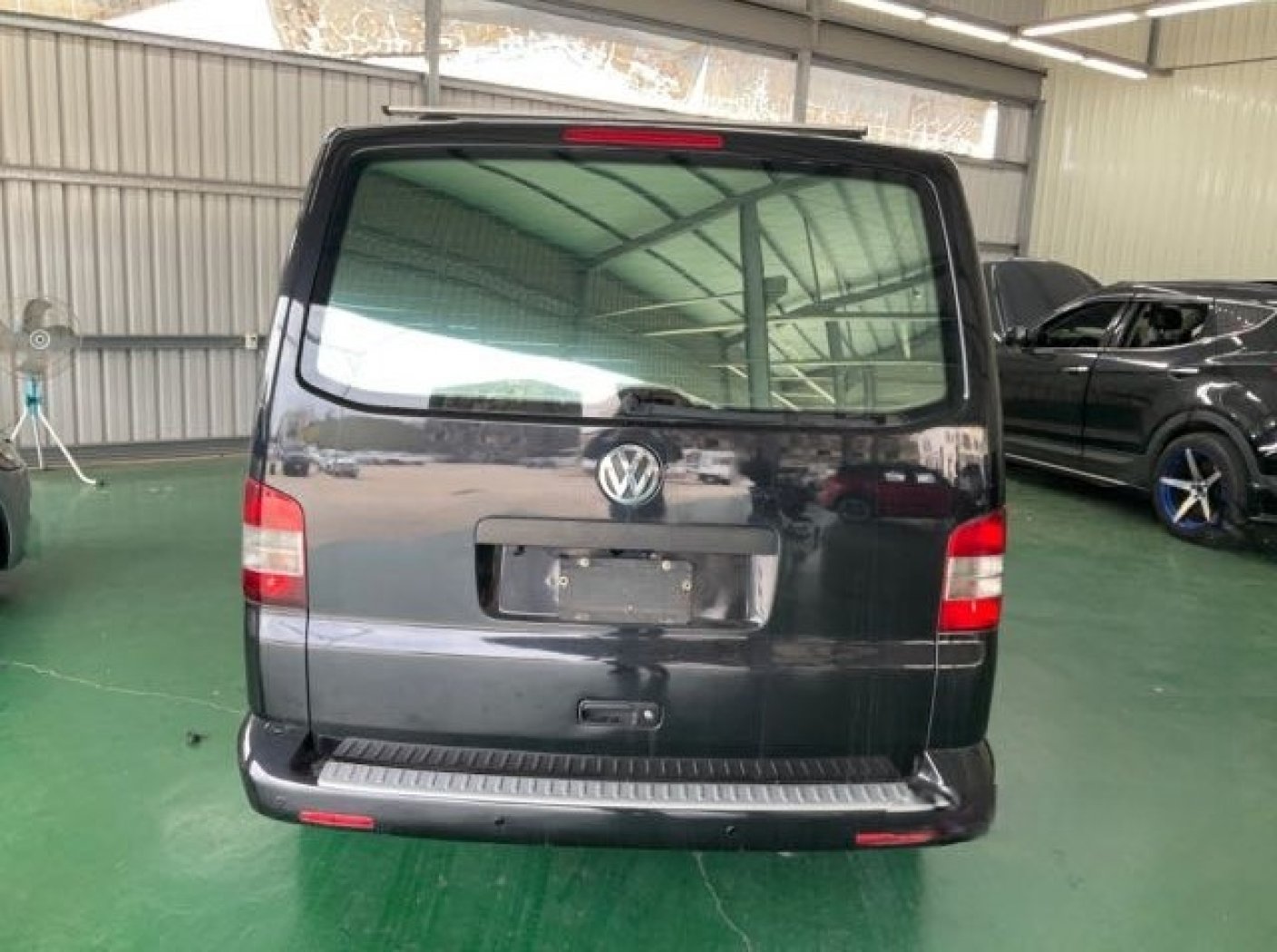 VW 福斯 ／ T5 ／ 2009年 ／ 2009年VW T5 黑色 福斯中古車 ／ 高拍