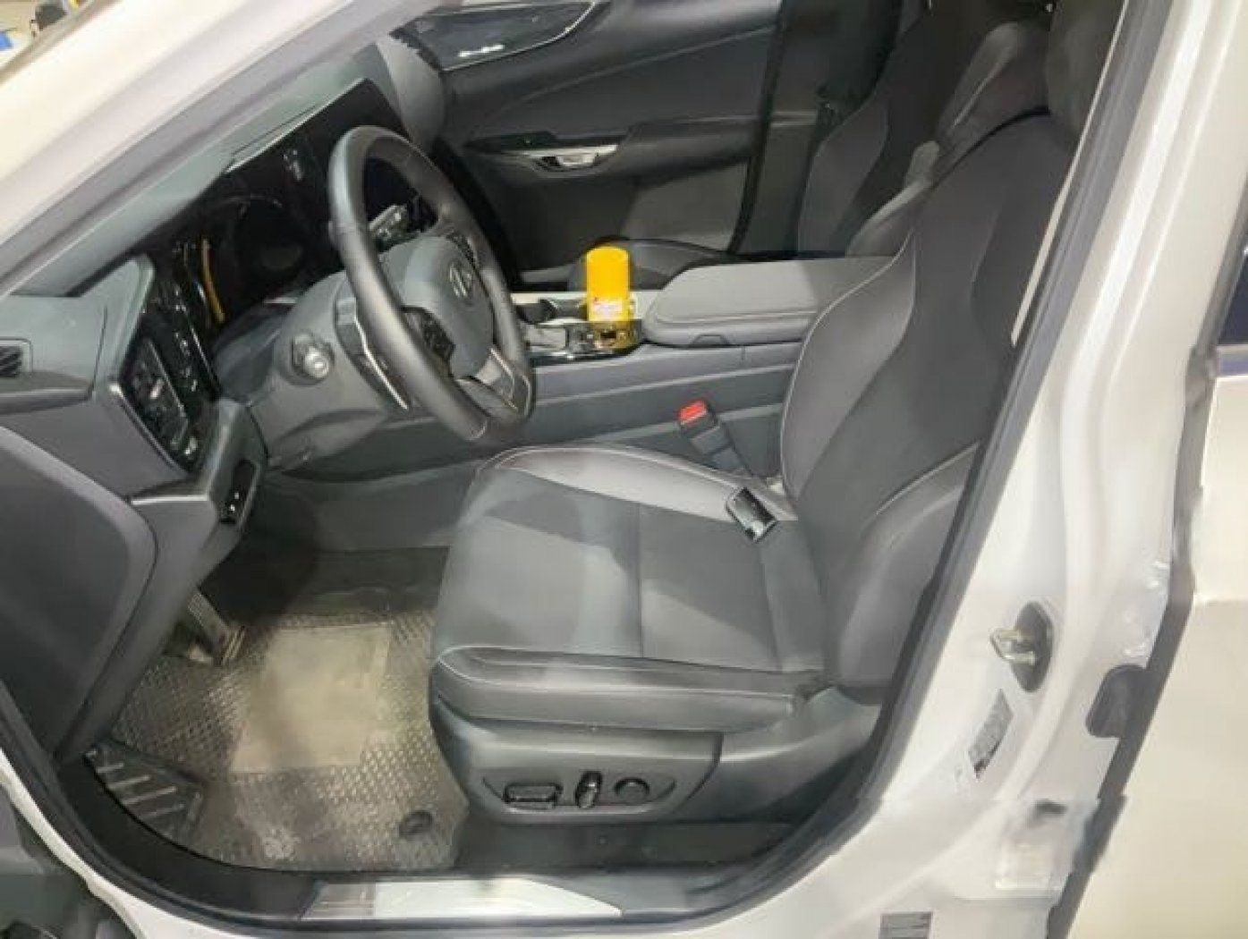 Lexus 凌志 ／ NX 系列 ／ 2023年 ／ 2023年Lexus NX200 白色 凌志中古車 ／ 高拍