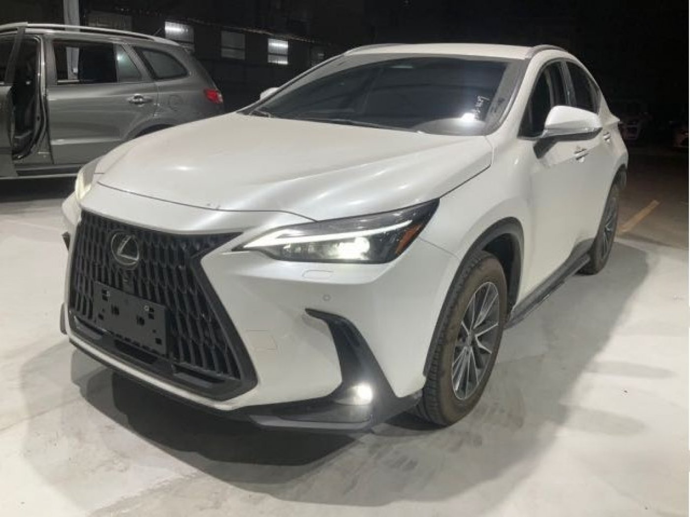 Lexus 凌志 ／ NX 系列 ／ 2023年 ／ 2023年Lexus NX200 白色 凌志中古車 ／ 高拍