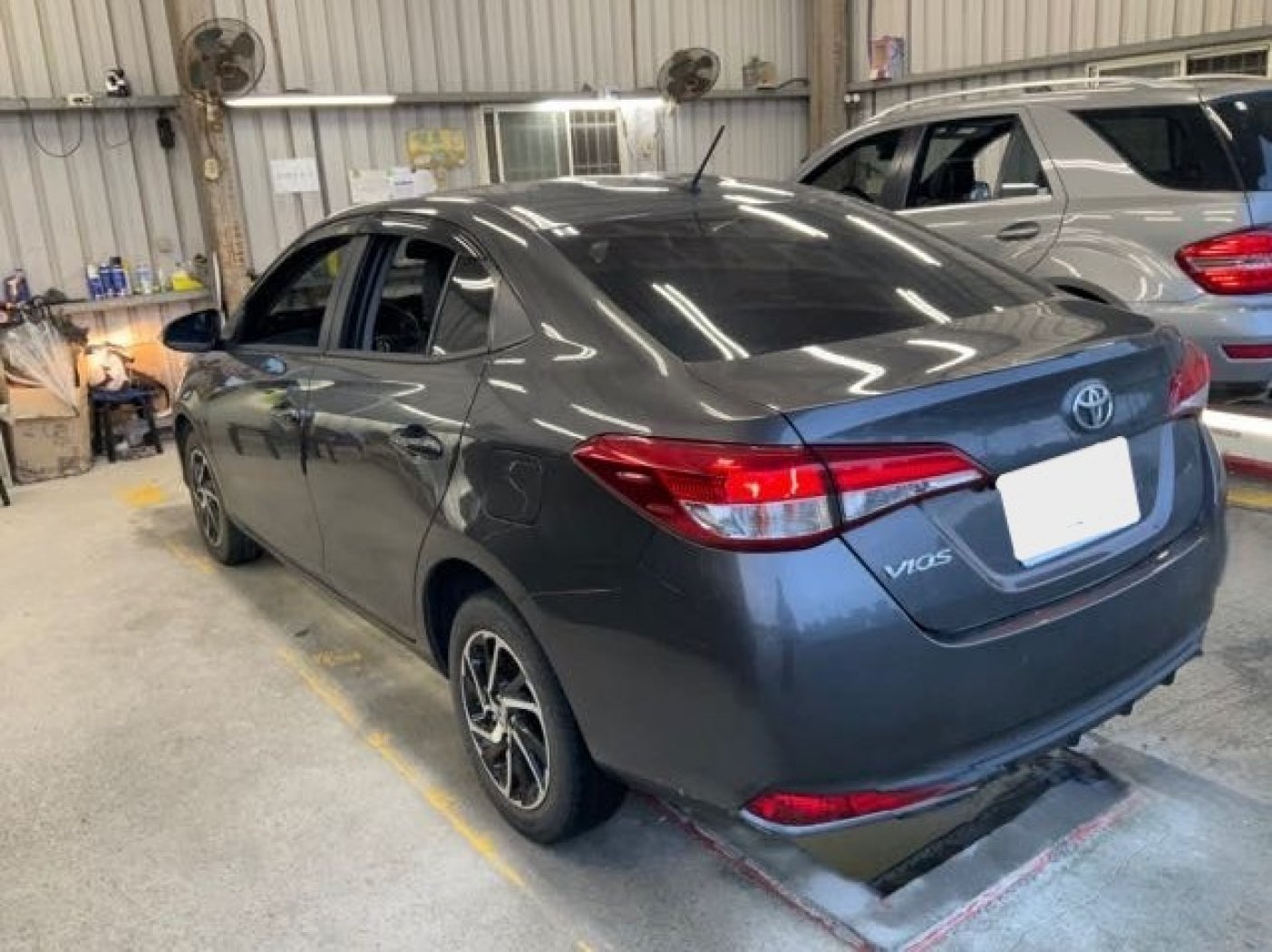 Toyota 豐田 ／ Vios ／ 2021年 ／ 2021年 Toyota vios  灰色 豐田中古車 ／ 高拍