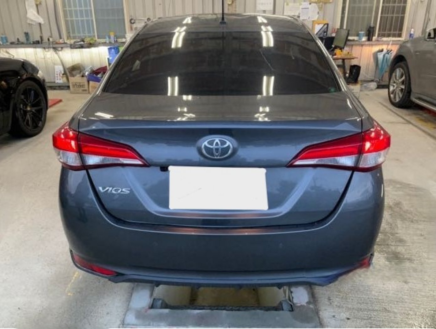 Toyota 豐田 ／ Vios ／ 2021年 ／ 2021年 Toyota vios  灰色 豐田中古車 ／ 高拍
