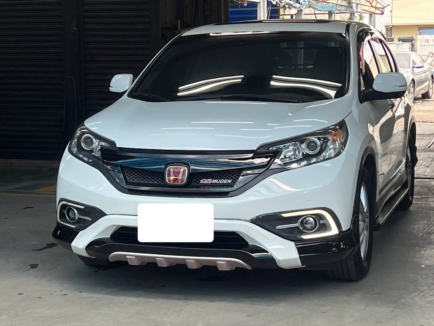 Honda 本田/CR-V/201510/2354c.c/九肇匯元汽車 (台南)