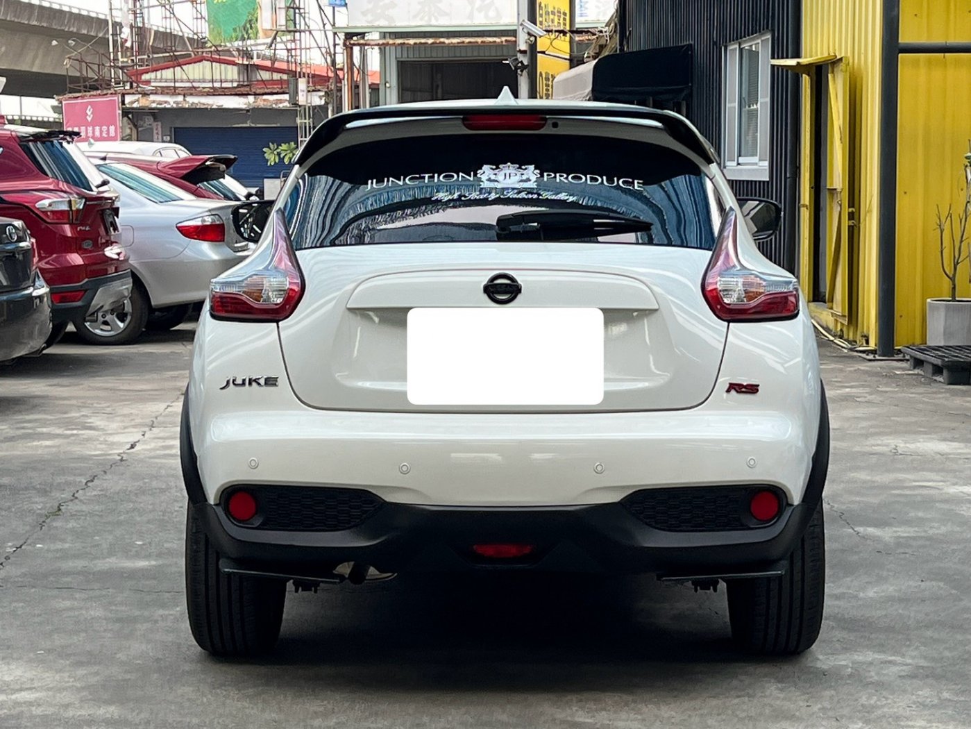 Nissan 日產 ／ Juke ／ 2015年 ／ 2015年 Nissan Juke 白色 日產中古休旅車 ／ MG車庫(台南)