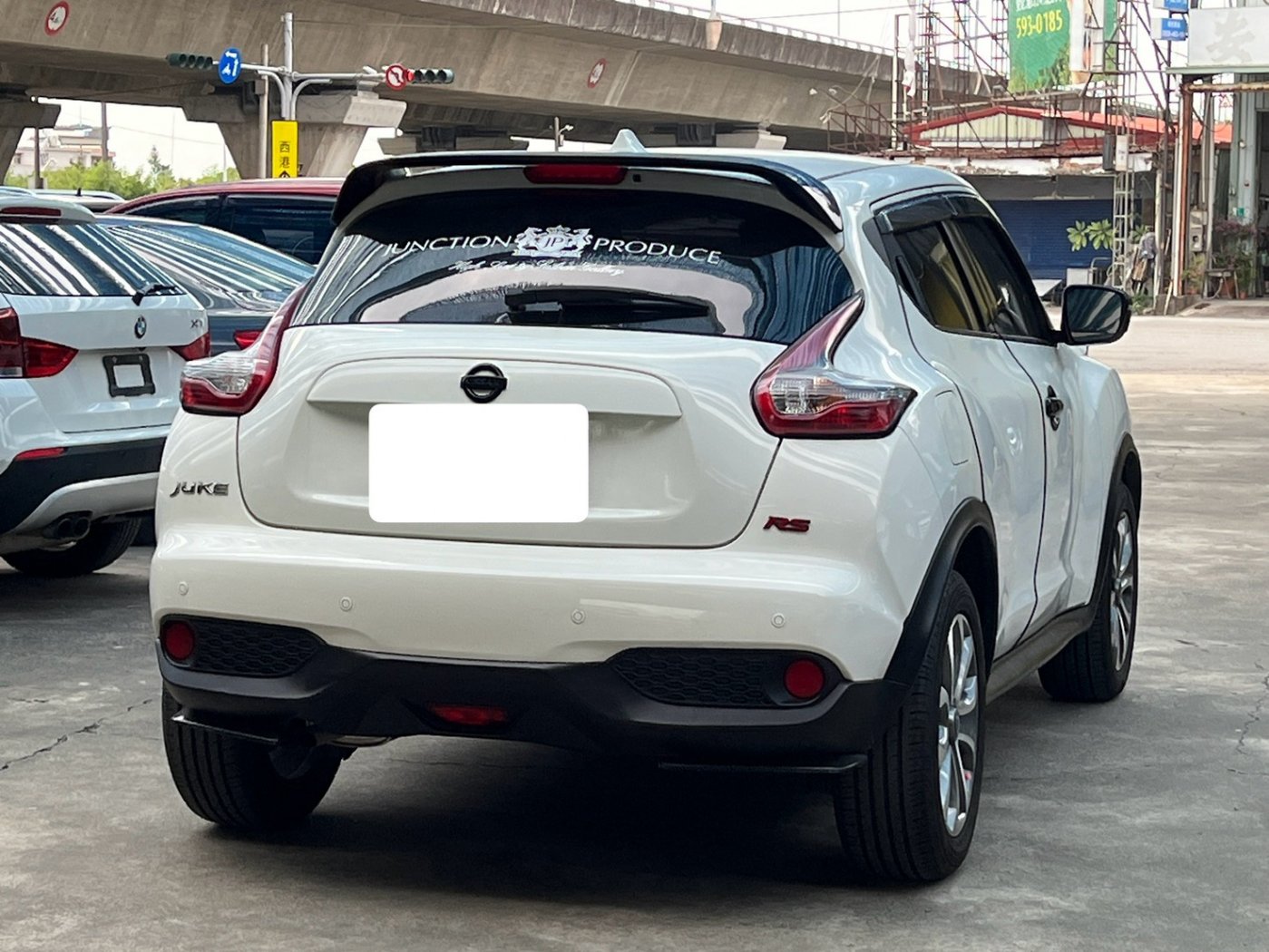 Nissan 日產 ／ Juke ／ 2015年 ／ 2015年 Nissan Juke 白色 日產中古休旅車 ／ MG車庫(台南)