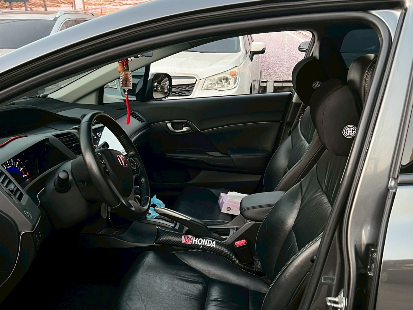 Honda 本田 ／ Civic 喜美 ／ 2013年 ／ 2013年 Honda Civic 深灰色 本田中古車 ／ MG車庫(台南)