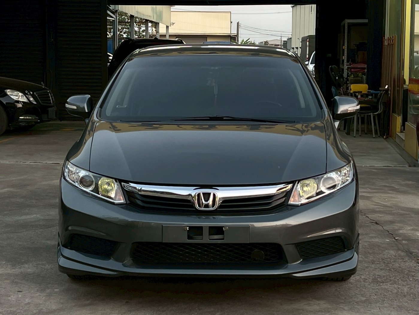 Honda 本田 ／ Civic 喜美 ／ 2013年 ／ 2013年 Honda Civic 深灰色 本田中古車 ／ MG車庫(台南)