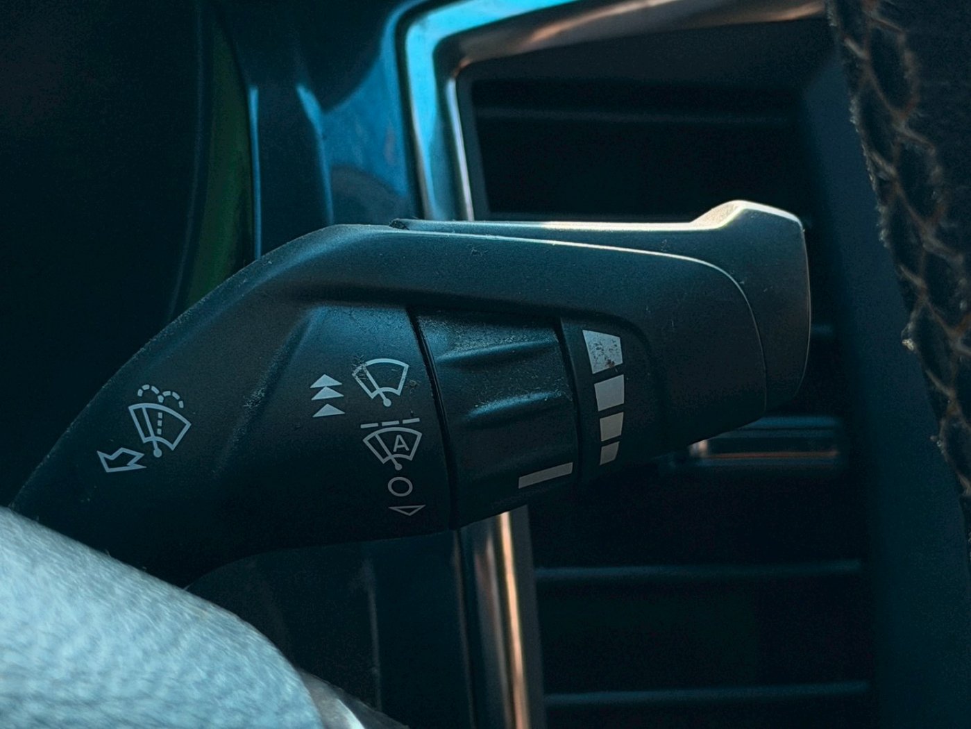 Ford 福特 ／ Ranger 皮卡 ／ 2020年 ／ 2020年Ford Ranger 白色 福特中古車 ／ 高拍