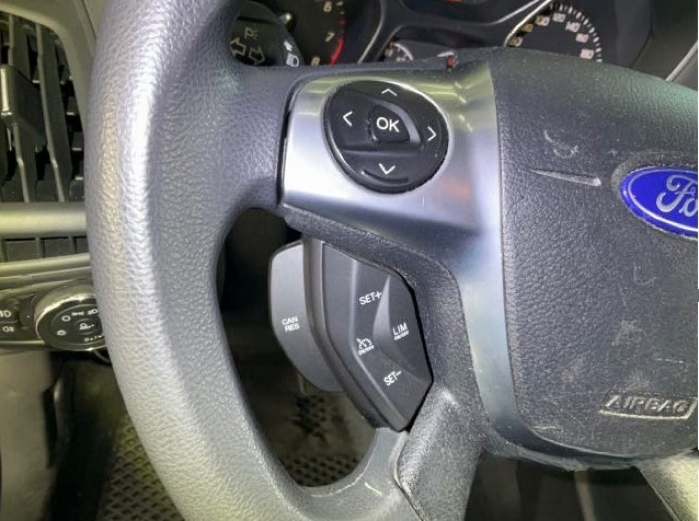 Ford 福特 ／ Focus ／ 2015年 ／ 2015年 Ford Focus 藍色 福特中古車 ／ 九肇匯元汽車 (台南)