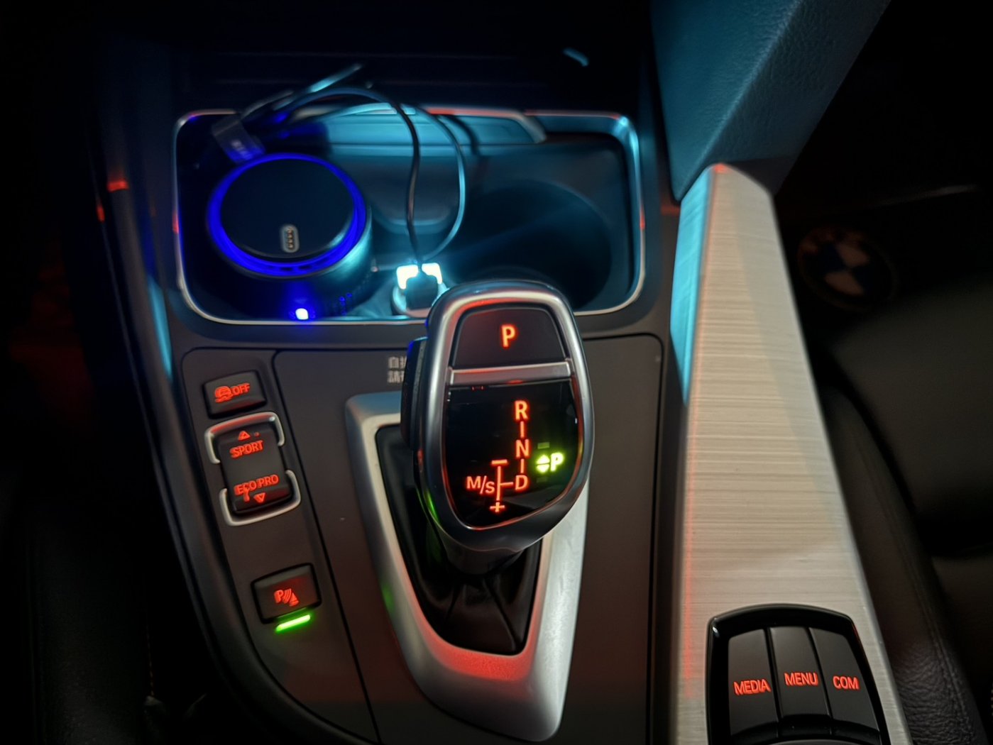 Bmw 寶馬 ／ 3-Series ／ 2017年 ／ 2017年BMW 320I GT 黑色 寶馬中古車 ／ 委外廠商