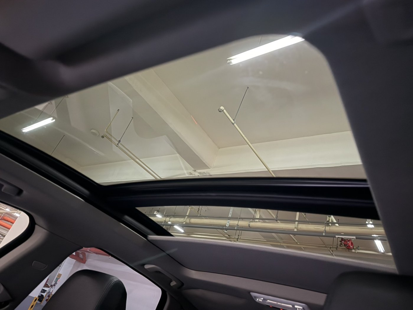 Bmw 寶馬 ／ 3-Series ／ 2017年 ／ 2017年BMW 320I GT 黑色 寶馬中古車 ／ 委外廠商