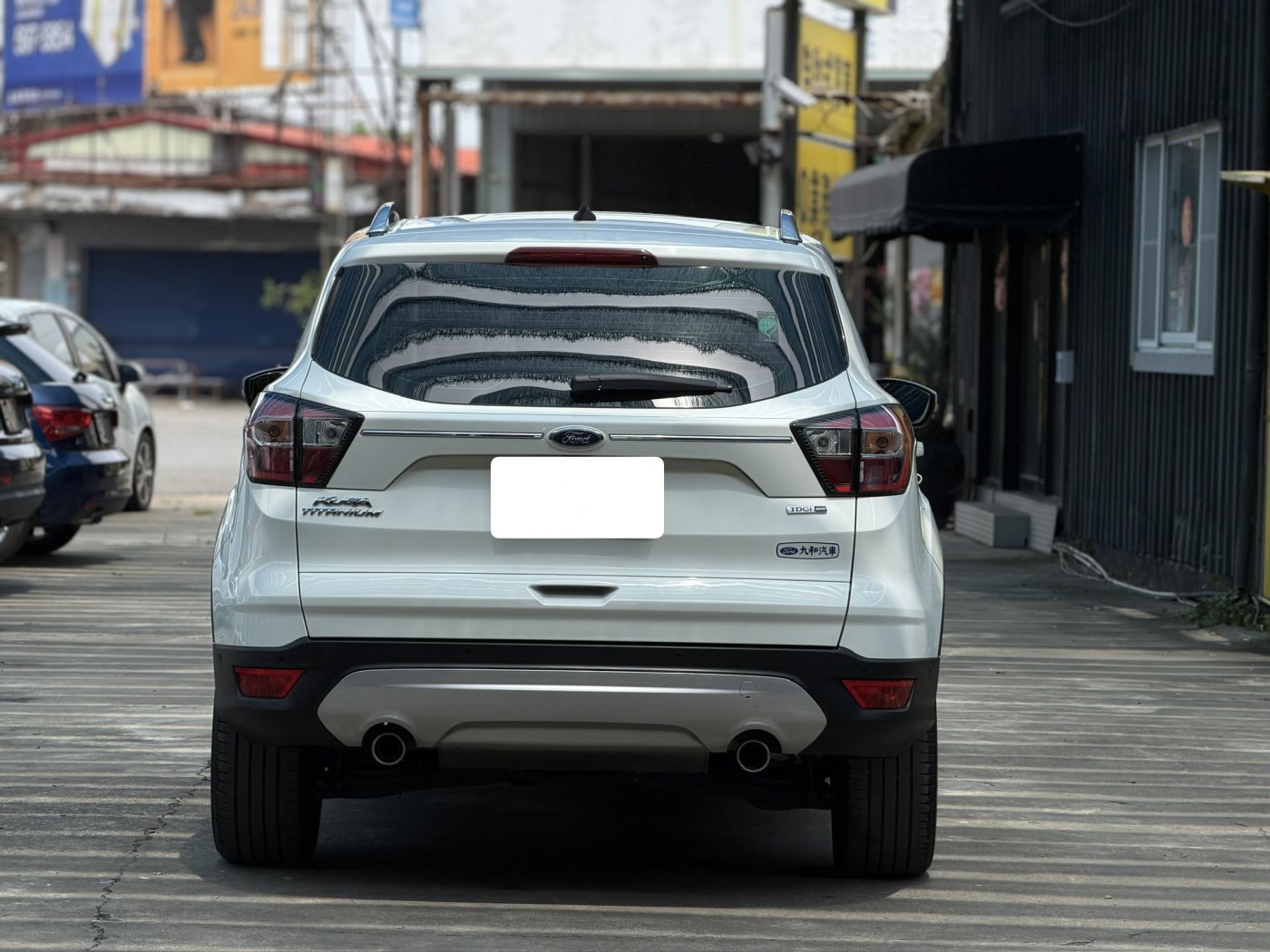 Ford 福特 ／ Kuga ／ 2018年 ／ 2018年 Ford Kuga 白色 福特中古車 ／ 安南店(台南)