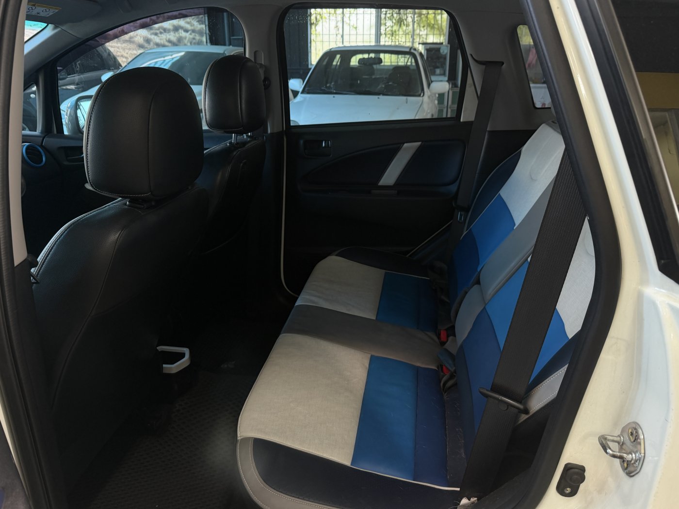 Mitsubishi 三菱 ／ Colt Plus ／ 2016年 ／ 2016年 Mitsubishi Colt plus 白色 三菱中古車 ／ 佳里興店(台南)
