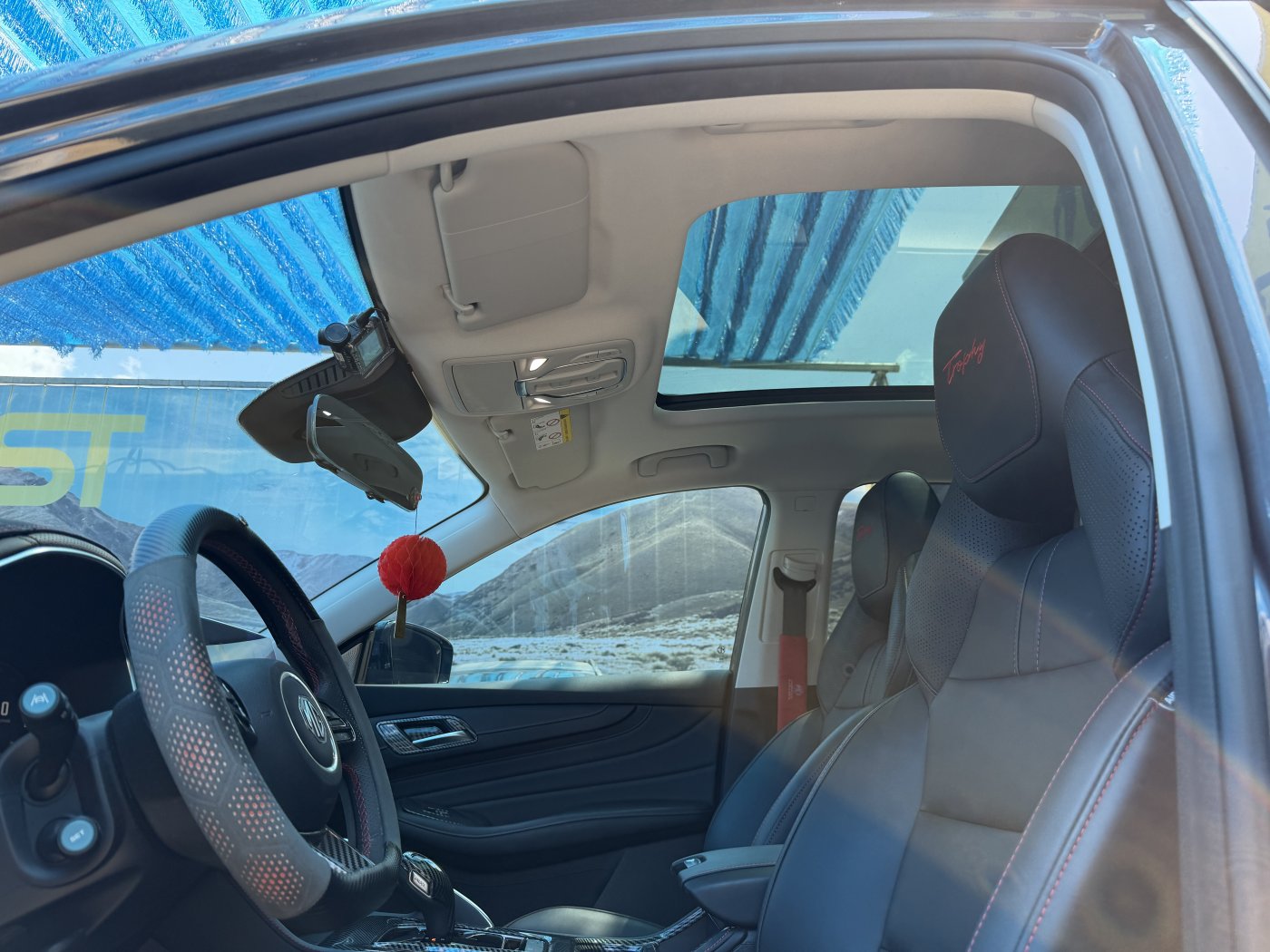 MG 中華名爵 ／ HS ／ 2023年 ／ 2023年MG Hs 灰色 MG中古車 ／ 九肇匯元汽車 (台南)