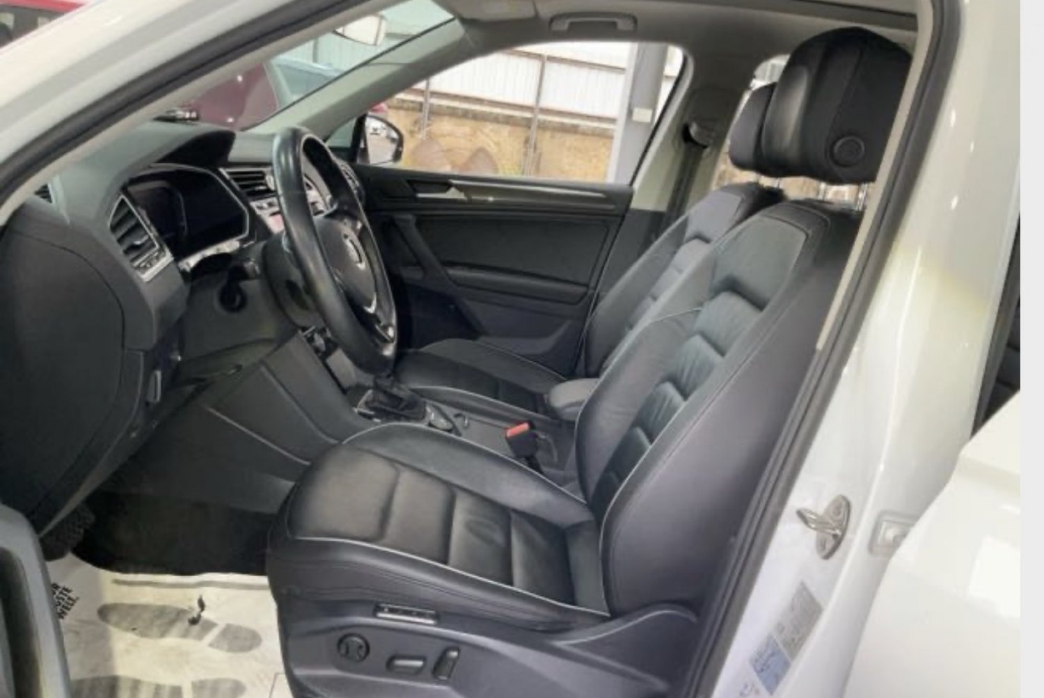 VW 福斯 ／ Tiguan ／ 2020年 ／ 2020年VW  Tiguan   白色 福斯中古車 ／ 高拍