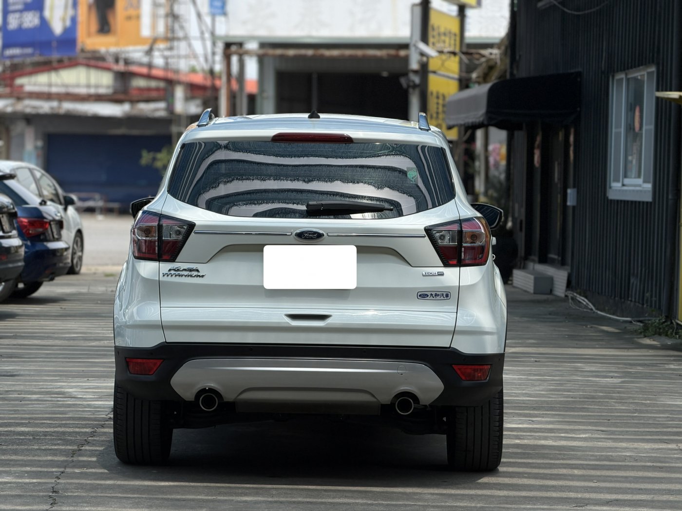 Ford 福特 ／ Kuga ／ 2018年 ／ 2018年 Ford Kuga 白色 福特中古車 ／ 安南店(台南)
