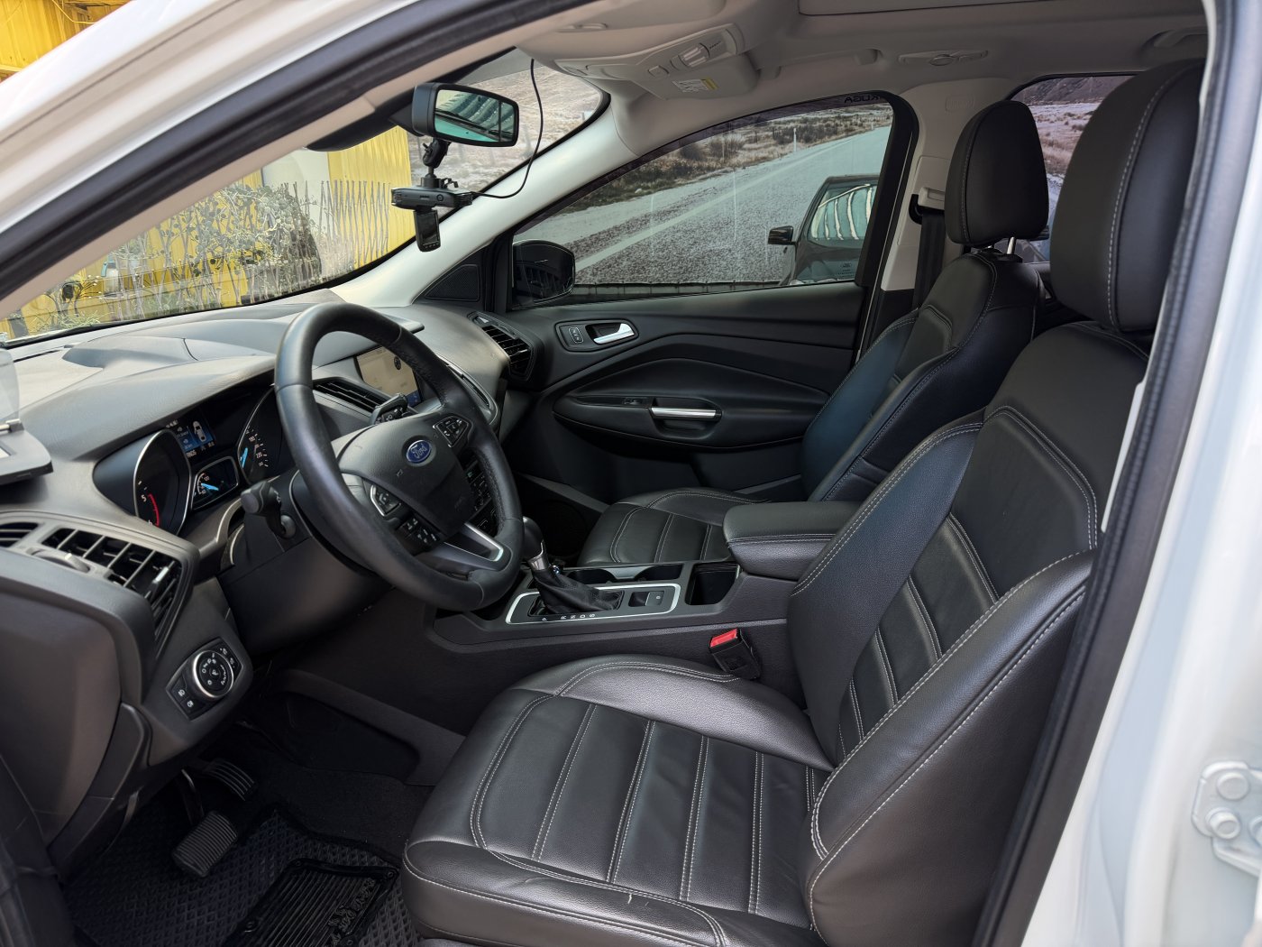 Ford 福特 ／ Kuga ／ 2018年 ／ 2018年 Ford Kuga 白色 福特中古車 ／ 安南店(台南)