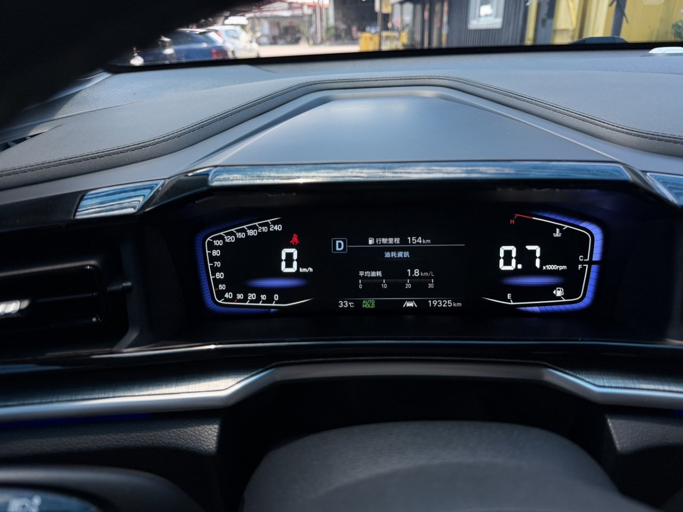 Hyundai 現代 ／ Custin ／ 2023年 ／ 2023年 Hyundai Custin 灰色 現代休旅車 ／ 九肇匯元汽車 (台南)