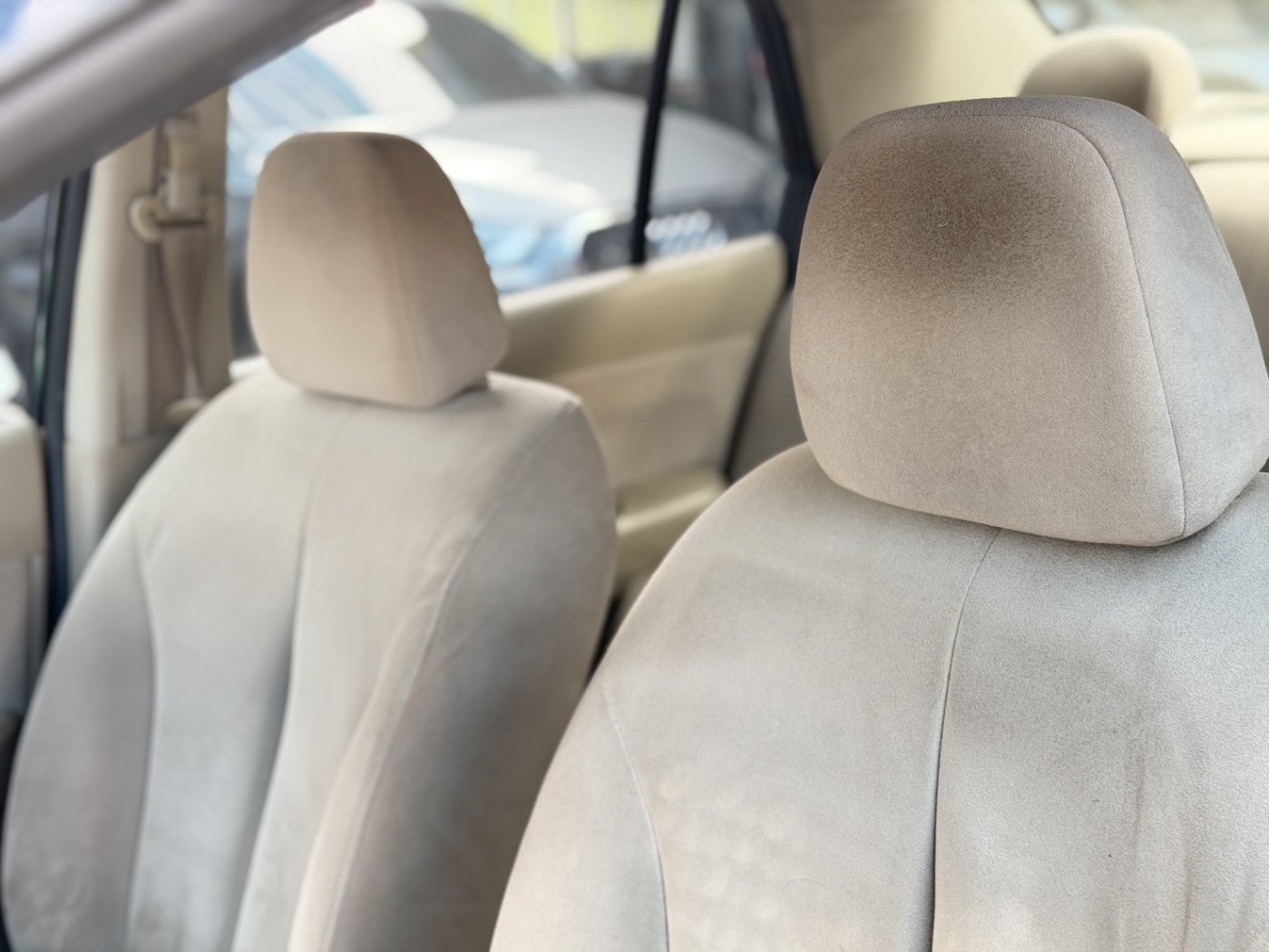 Nissan 日產 ／ Tiida ／ 2012年 ／ 2012年Nissan Tiida 黑色 日產中古車 ／ 佳里興店(台南)