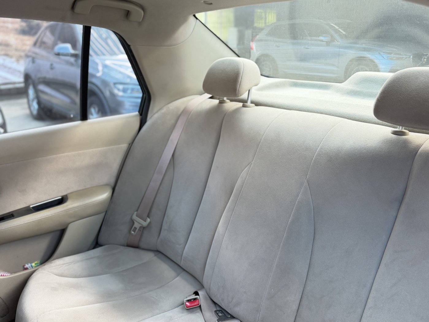 Nissan 日產 ／ Tiida ／ 2012年 ／ 2012年Nissan Tiida 黑色 日產中古車 ／ 佳里興店(台南)